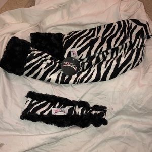 brand new wolf tales headband and scarf